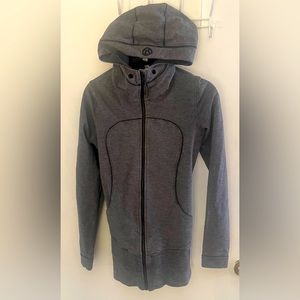 Lululemon hoodie very good condition
